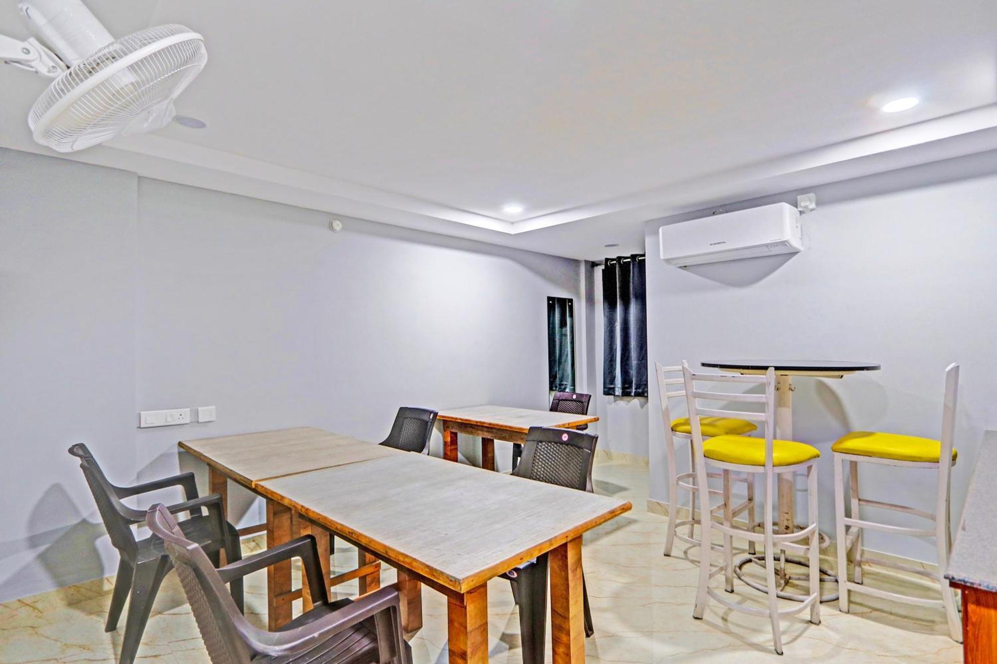 Super Townhouse Qualia Elite S R Nagar Ξενοδοχείο Χιντεραμπάντ Εξωτερικό φωτογραφία