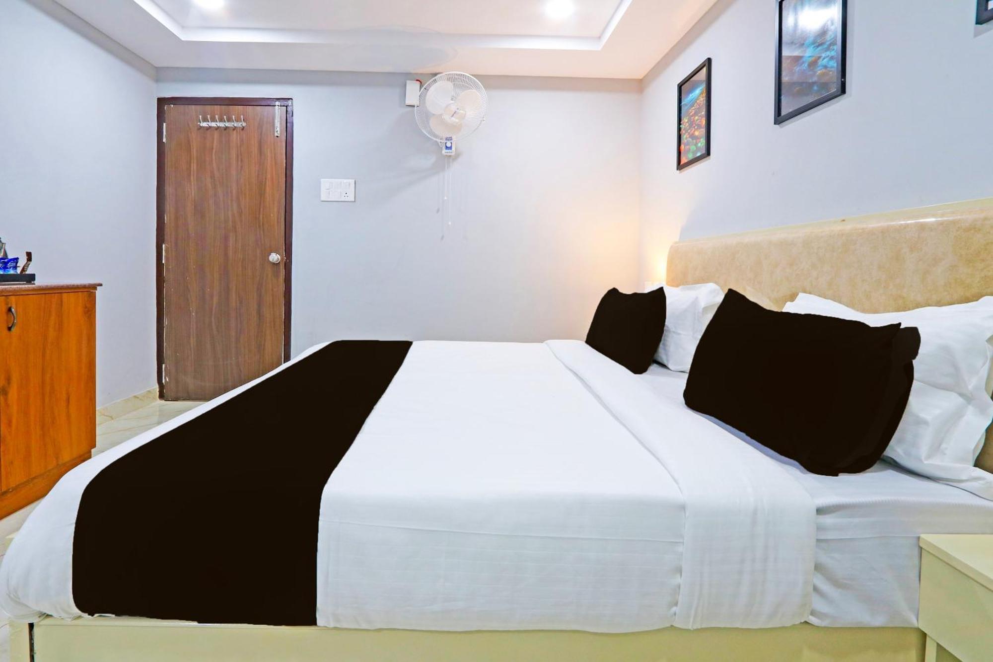 Super Townhouse Qualia Elite S R Nagar Ξενοδοχείο Χιντεραμπάντ Εξωτερικό φωτογραφία